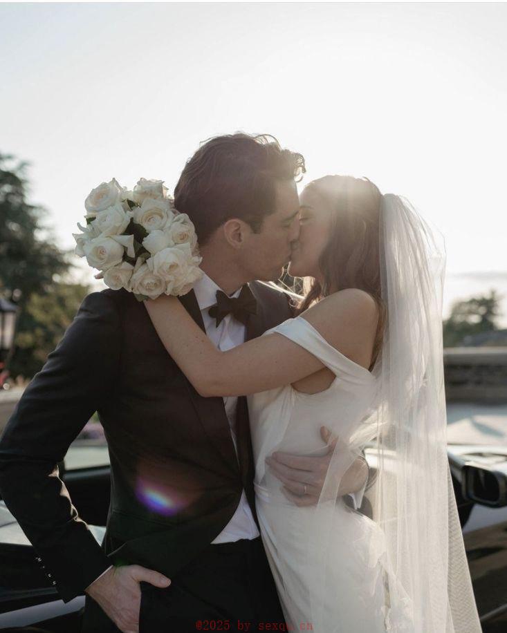 给女朋友的温馨短信，不论天涯海角，我的灵魂在你那里，爱你的心